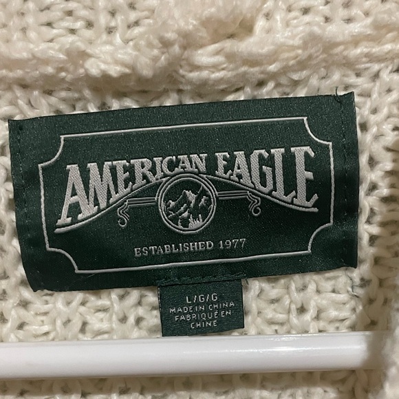 American Eagle Sweater - Picture 2 of 3
